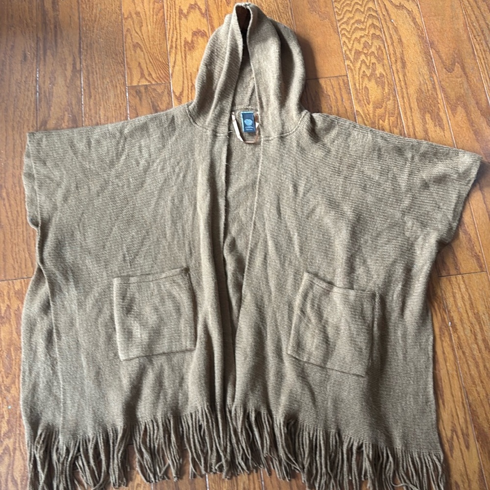 Vince Camuto (one size) hooded fringe sweater